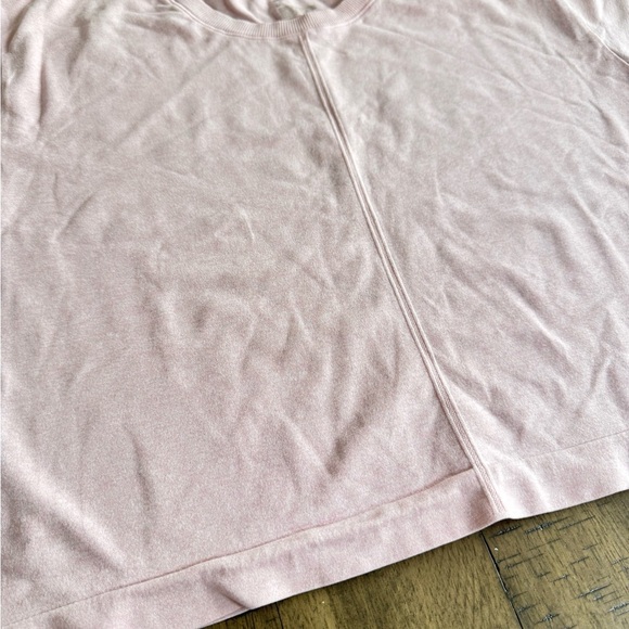 All in Motion Pink Boxy Crop T-Shirt NWOT - Picture 3 of 9